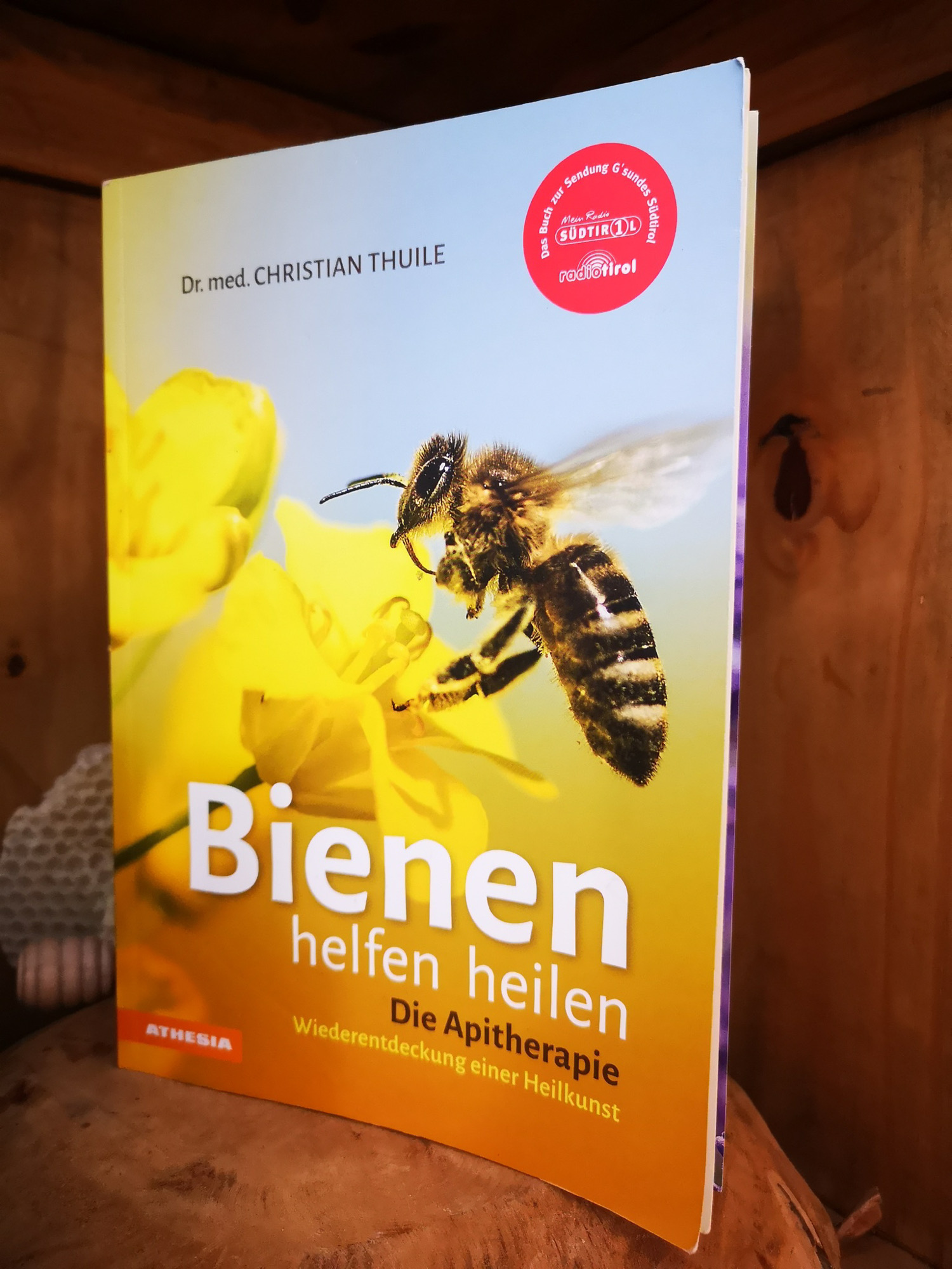 Imkerbuch, Imkern lernen, Imkerei Lektüre, Bienenbücher, Bücher über Bienen, Bienenwachs vielseitig verwenden, Bienen helfen heilen 